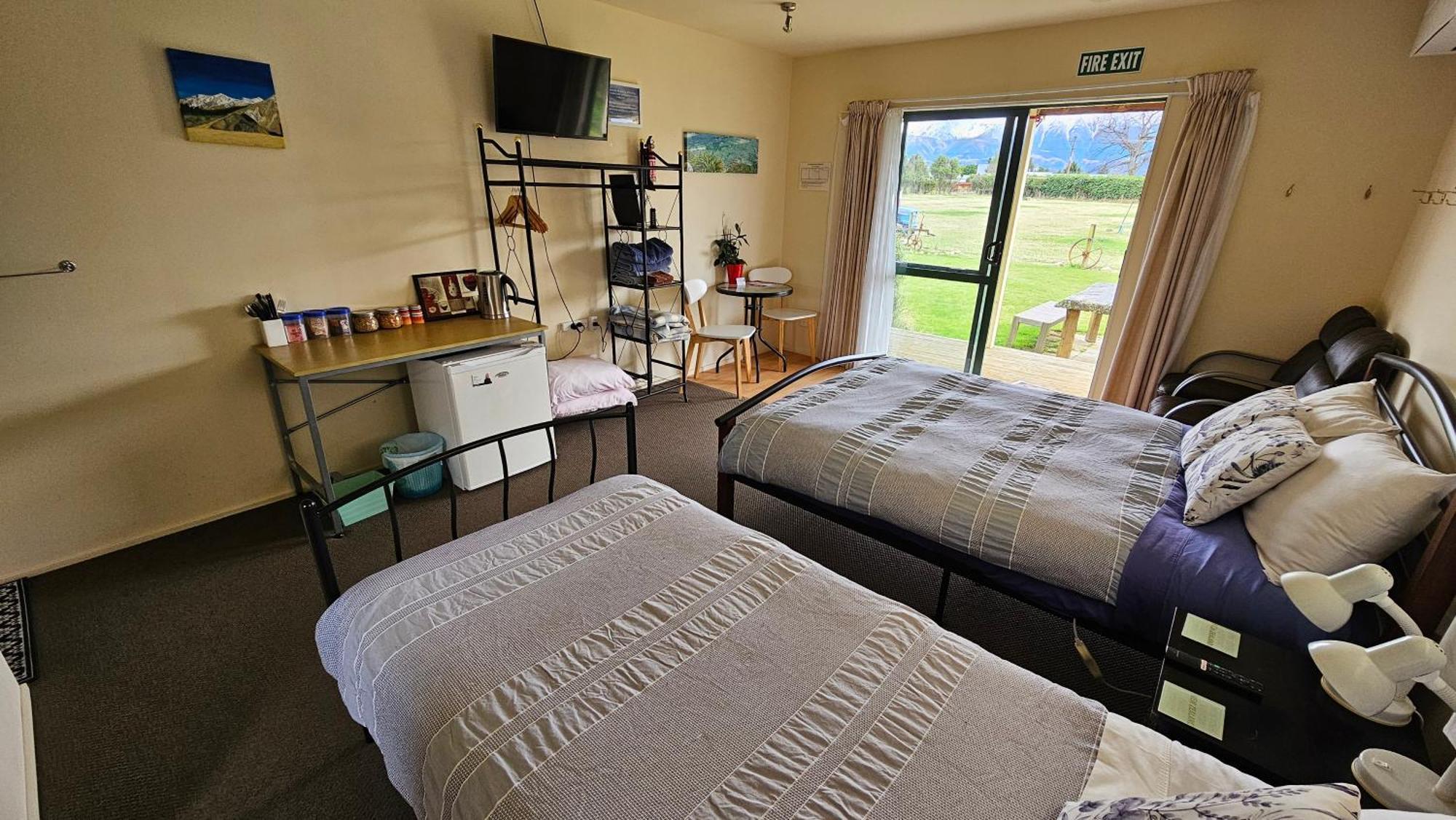 Bahara Accommodation Springfield Exterior photo